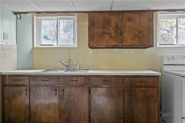 $448,000 | 75 Montgomery Street, Tiverton, RI 02878