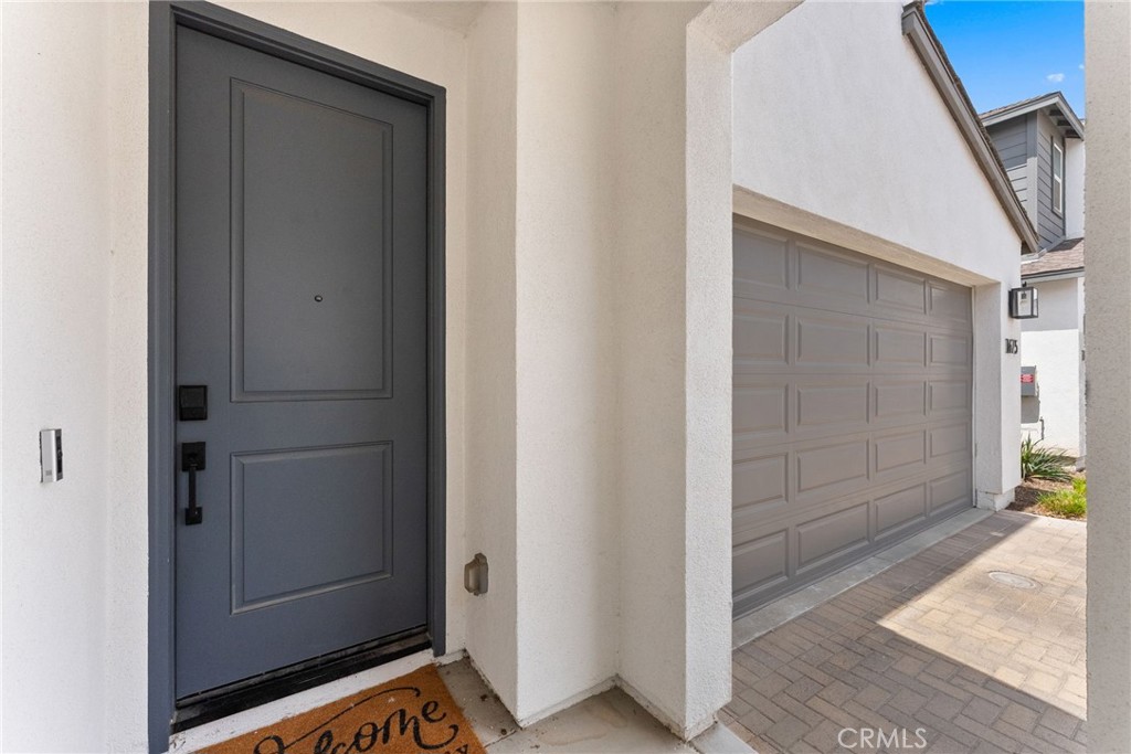 1675 Whitmore Loop Chula Vista, CA 91913 - Photo 4 of 37