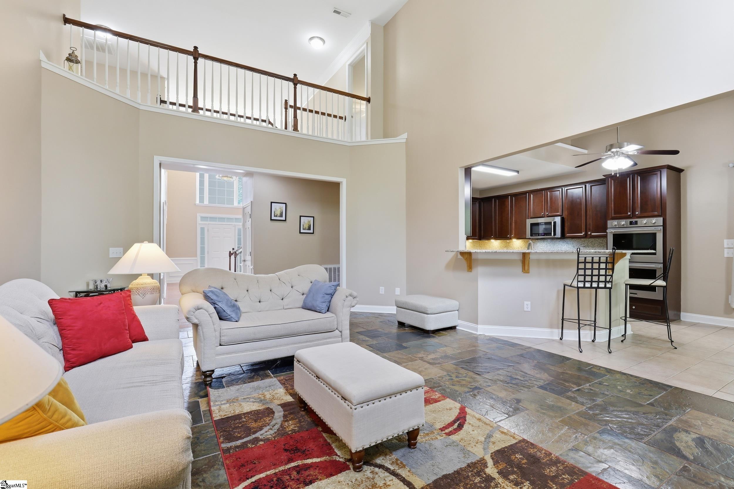 100 Yorkswell Lane Greenville, SC 29607 - Photo 9 of 33