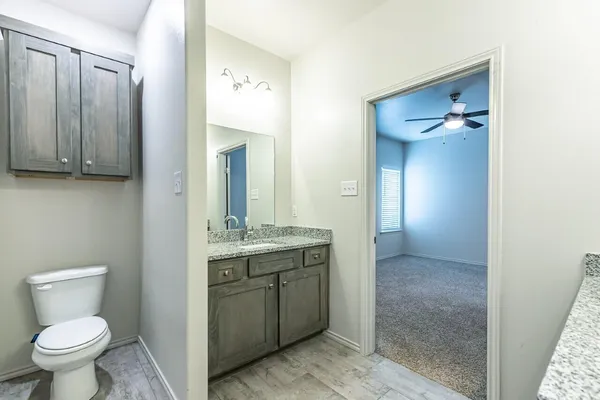 $1,395 | 1136 North 7th Street, Wolfforth, TX 79382