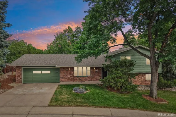 $670,000 | 2720 South Chase Way, Denver, CO 80227
