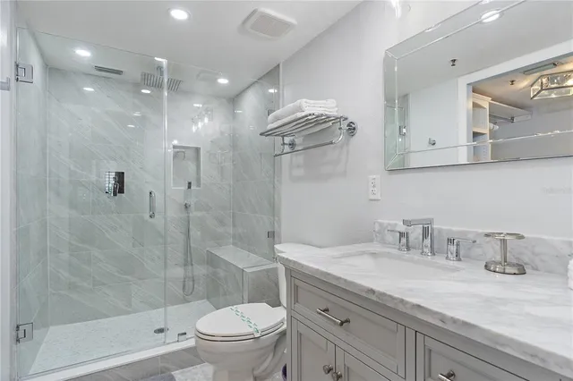 $7,200 | 1374 Siesta Bayside Drive, Unit 1374D, Sarasota, FL 34242