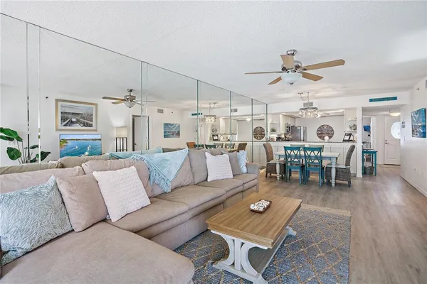 $7,200 | 1374 Siesta Bayside Drive, Unit 1374D, Sarasota, FL 34242