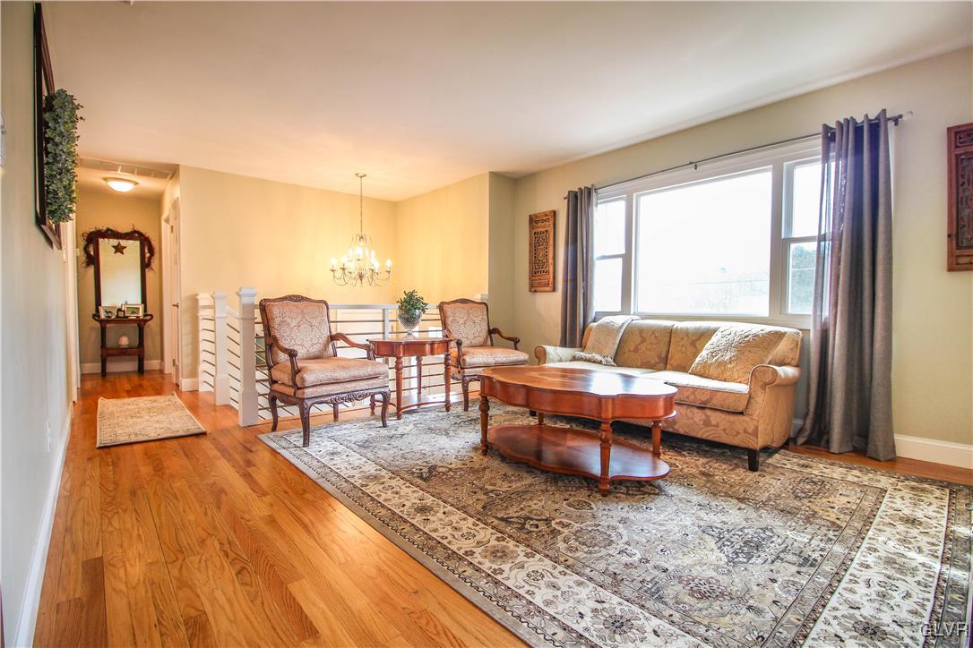 8811 North Loop Road Slatington, PA 18080 - Photo 6 of 35 Gallery Image 6