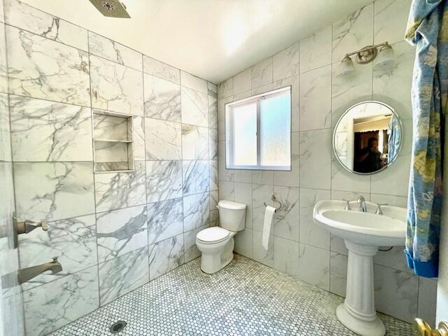 1015 Twin Trees Road Garberville, CA 95542 - Photo 5 of 45
