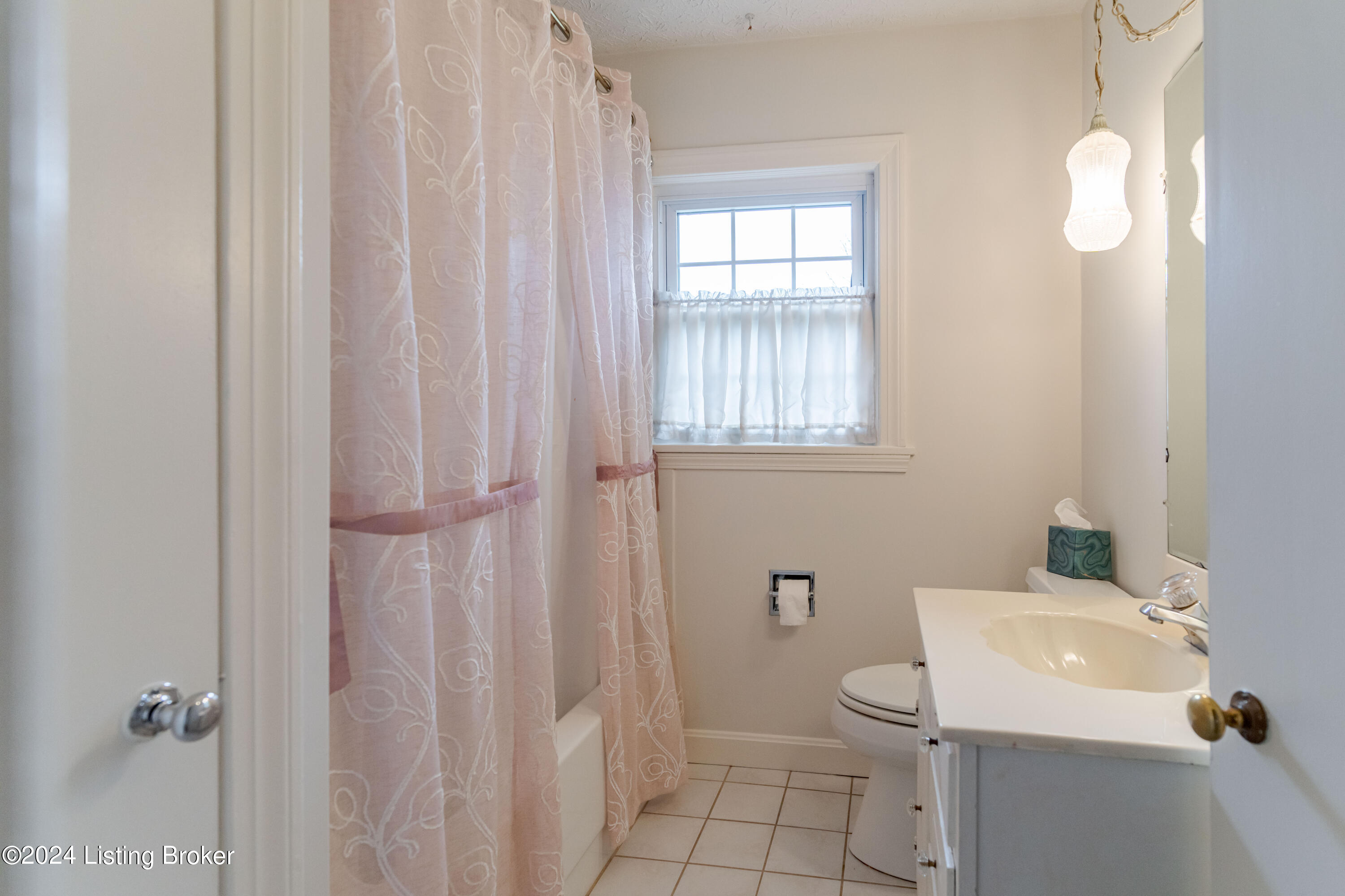 2620 Meadow Road Louisville, KY 40205 - Photo 50 of 61 DSC05861