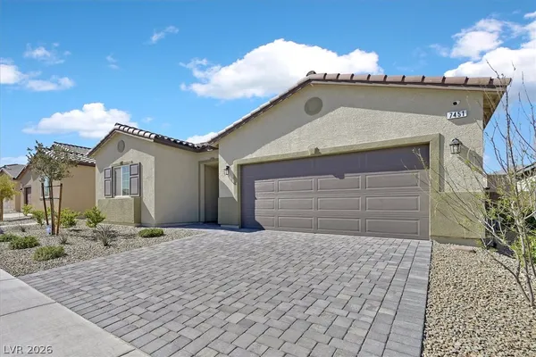 $2,590 | 7451 Mason Springs Avenue, North Las Vegas, NV 89084