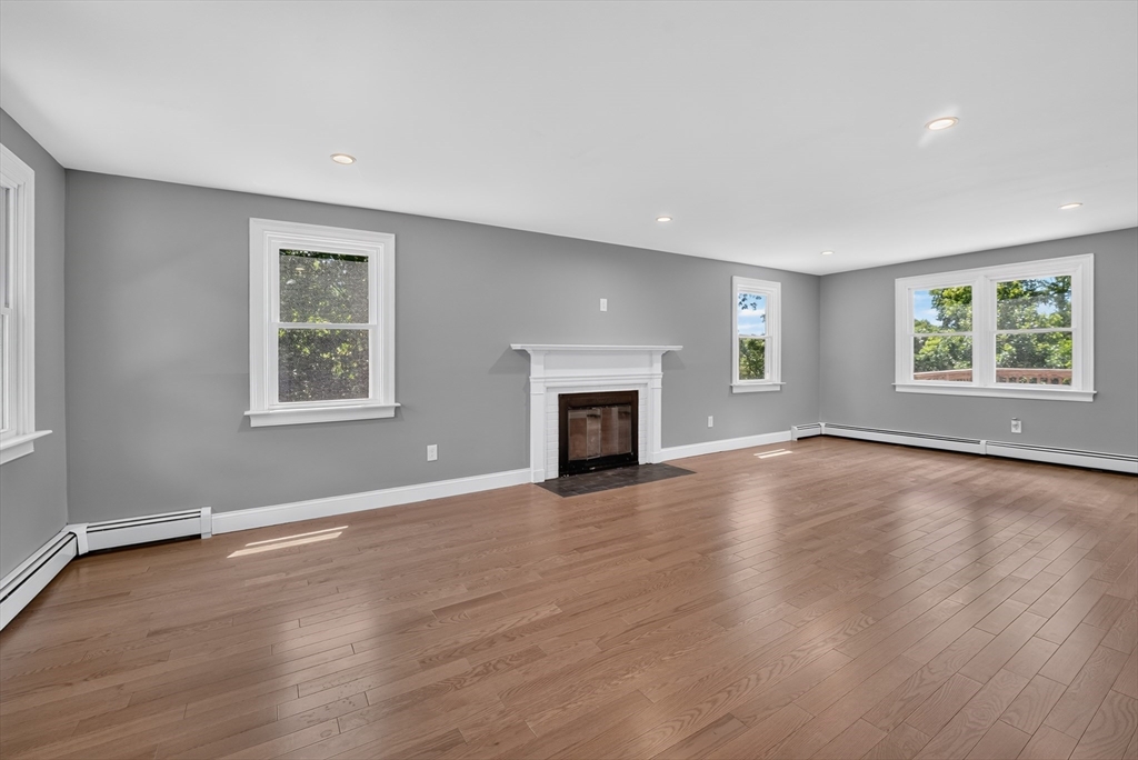 128 Providence Road Grafton, MA 01519 - Photo 7 of 34