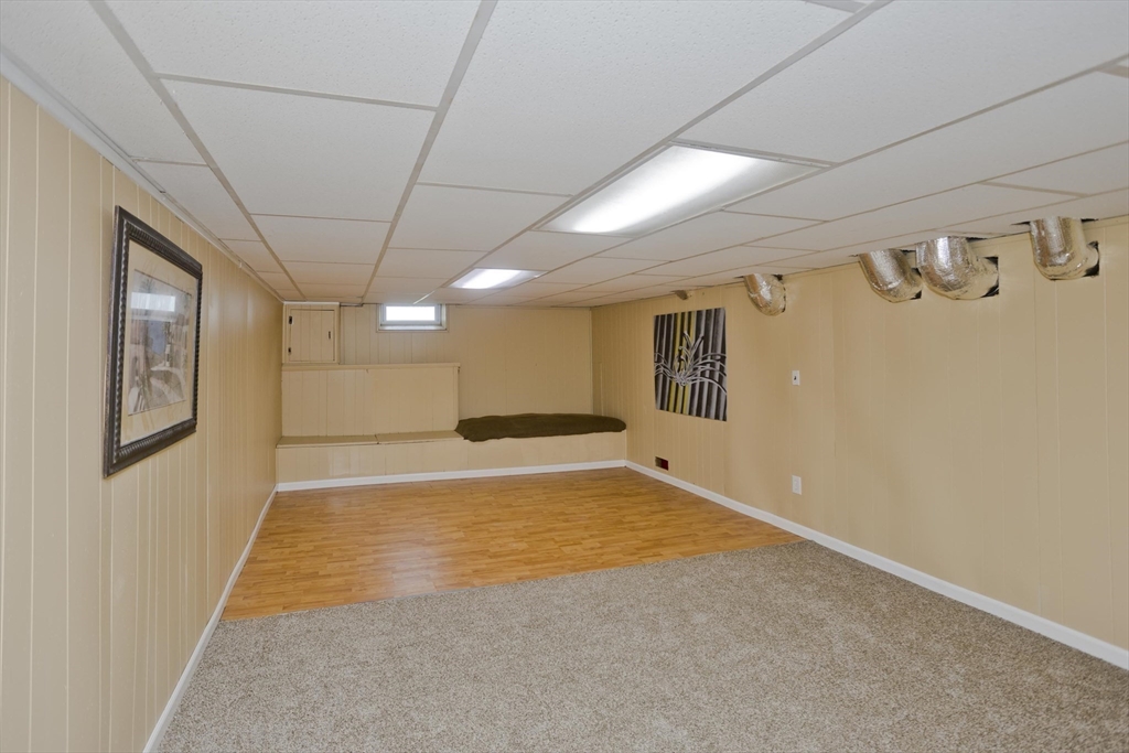 27 Michael Street Springfield, MA 01129 - Photo 19 of 31