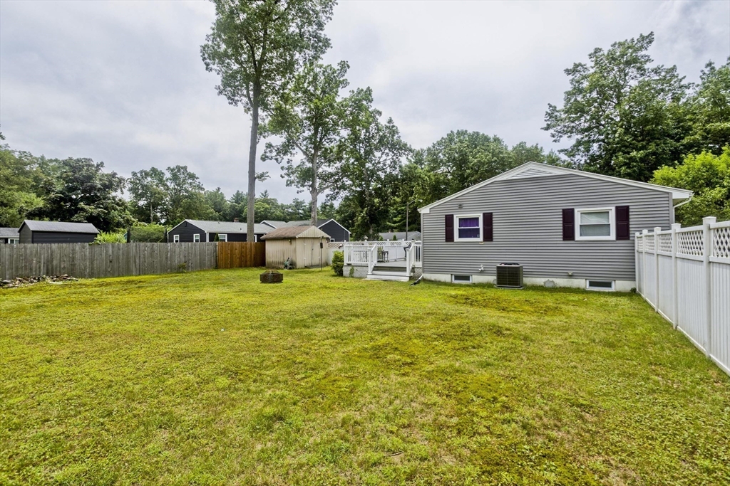 27 Michael Street Springfield, MA 01129 - Photo 26 of 31