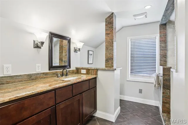 $245,000 | 10560 Crecelius Drive, St. Louis, MO 63123