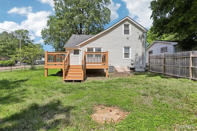 $245,000 | 10560 Crecelius Drive, St. Louis, MO 63123