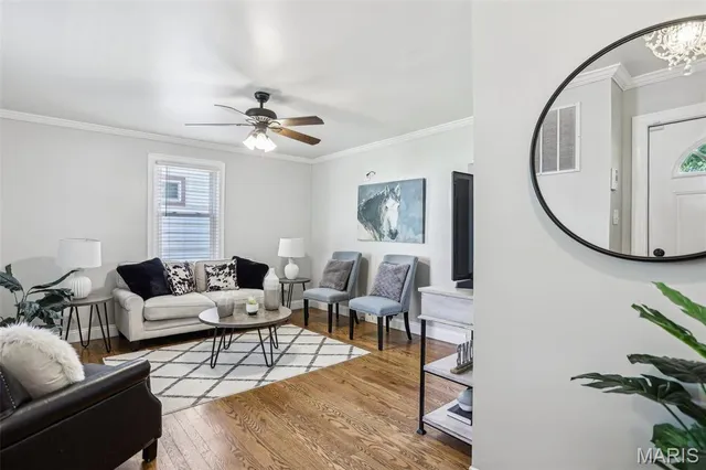 $245,000 | 10560 Crecelius Drive, St. Louis, MO 63123