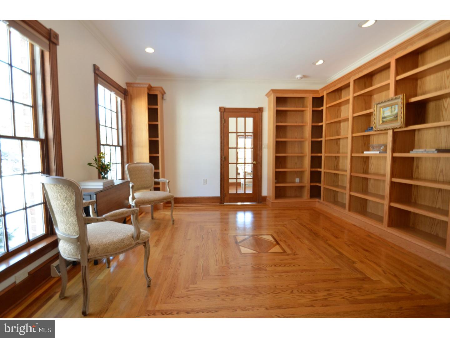 264 Wedgewood Road Bethlehem, PA 18017 - Photo 3 of 25 Gallery Image 3