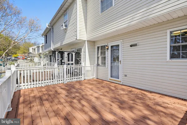 $2,500 | 206 North Towne Court, Mount Airy, MD 21771