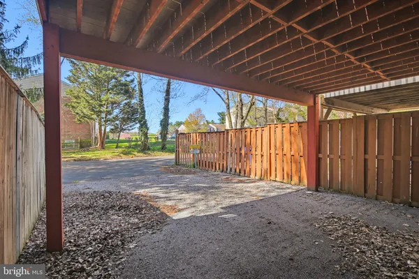 $2,500 | 206 North Towne Court, Mount Airy, MD 21771