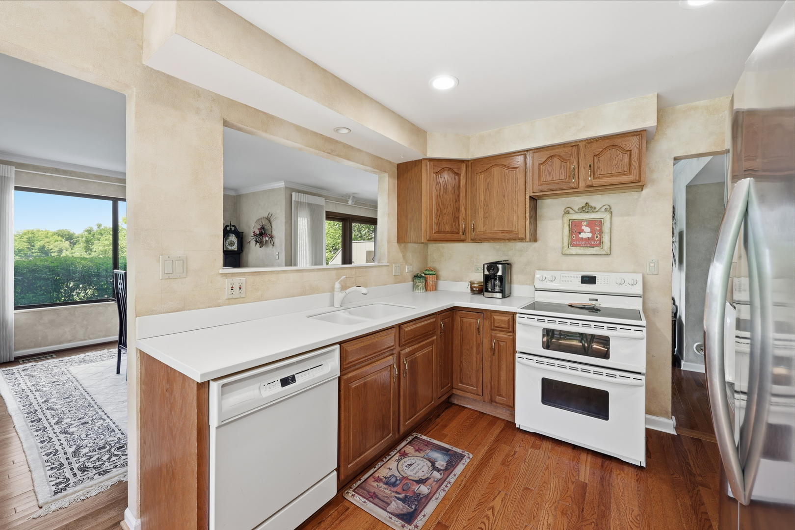 640 Old Barn Road, Unit C Lake Barrington, IL 60010 - Photo 13 of 47