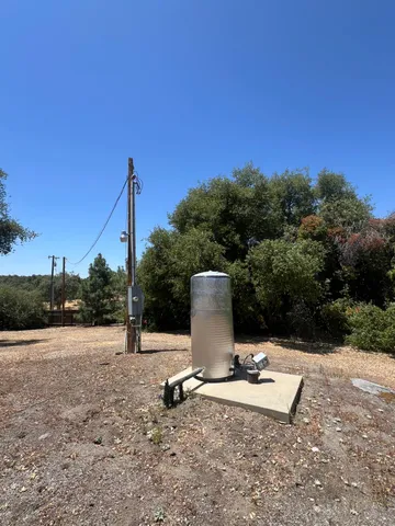 $320,000 | 38150 Sumac Lane, Squaw Valley, CA 93675