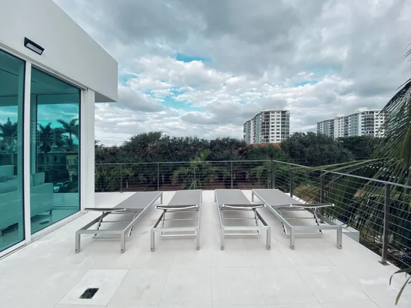 $23,000 | 243 Venetian Drive, Delray Beach, FL 33483