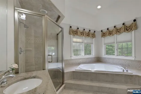 $2,395,000 | 520 Homans Avenue, Closter, NJ 07624