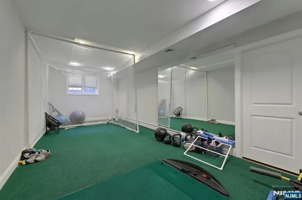 $2,395,000 | 520 Homans Avenue, Closter, NJ 07624