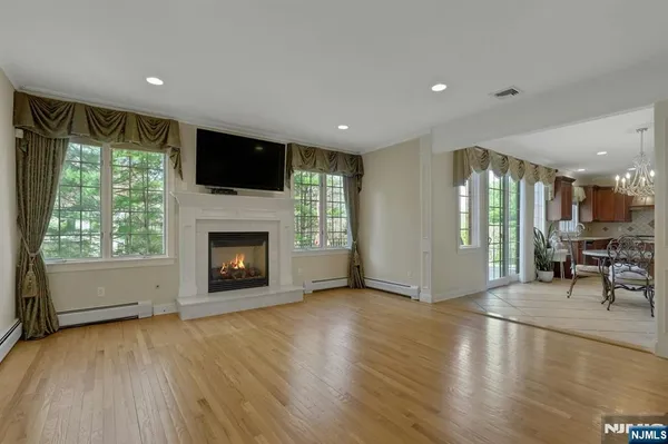 $2,395,000 | 520 Homans Avenue, Closter, NJ 07624