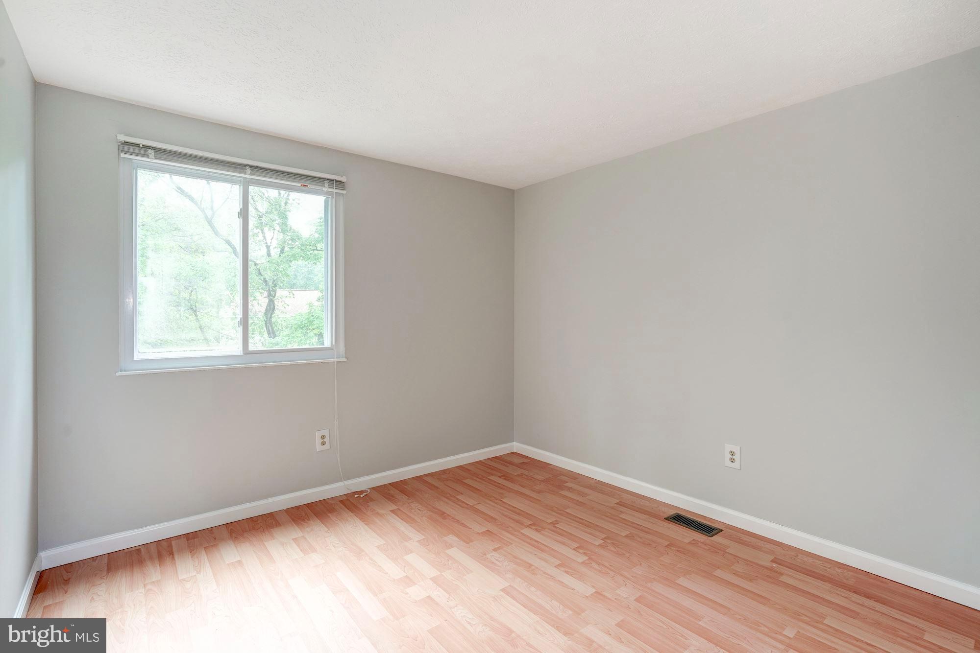 15108 Elk Run Road Chantilly, VA 20151 - Photo 23 of 33 Bedroom 3