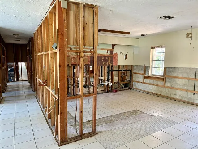 $1,499,000 | 507 58th Street, Holmes Beach, FL 34217