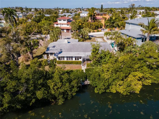 $1,499,000 | 507 58th Street, Holmes Beach, FL 34217