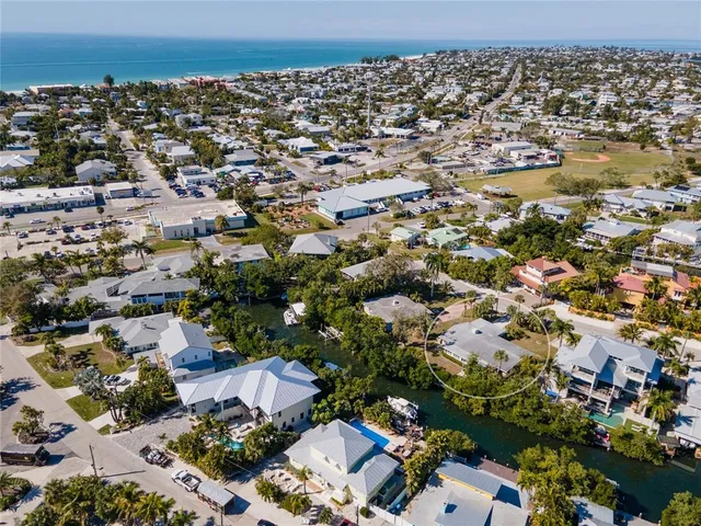 $1,499,000 | 507 58th Street, Holmes Beach, FL 34217