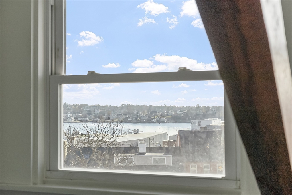 35 Middle Street, Unit 4 Gloucester, MA 01930 - Photo 17 of 28 a view of a glass door and window