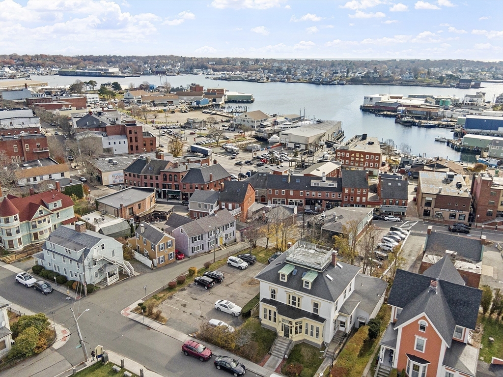35 Middle Street, Unit 4 Gloucester, MA 01930 - Photo 22 of 28 an aerial view of a city