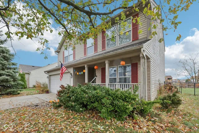 $334,900 | 2411 Lakeshore Court, Lebanon, IN 46052