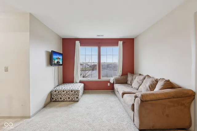 $334,900 | 2411 Lakeshore Court, Lebanon, IN 46052