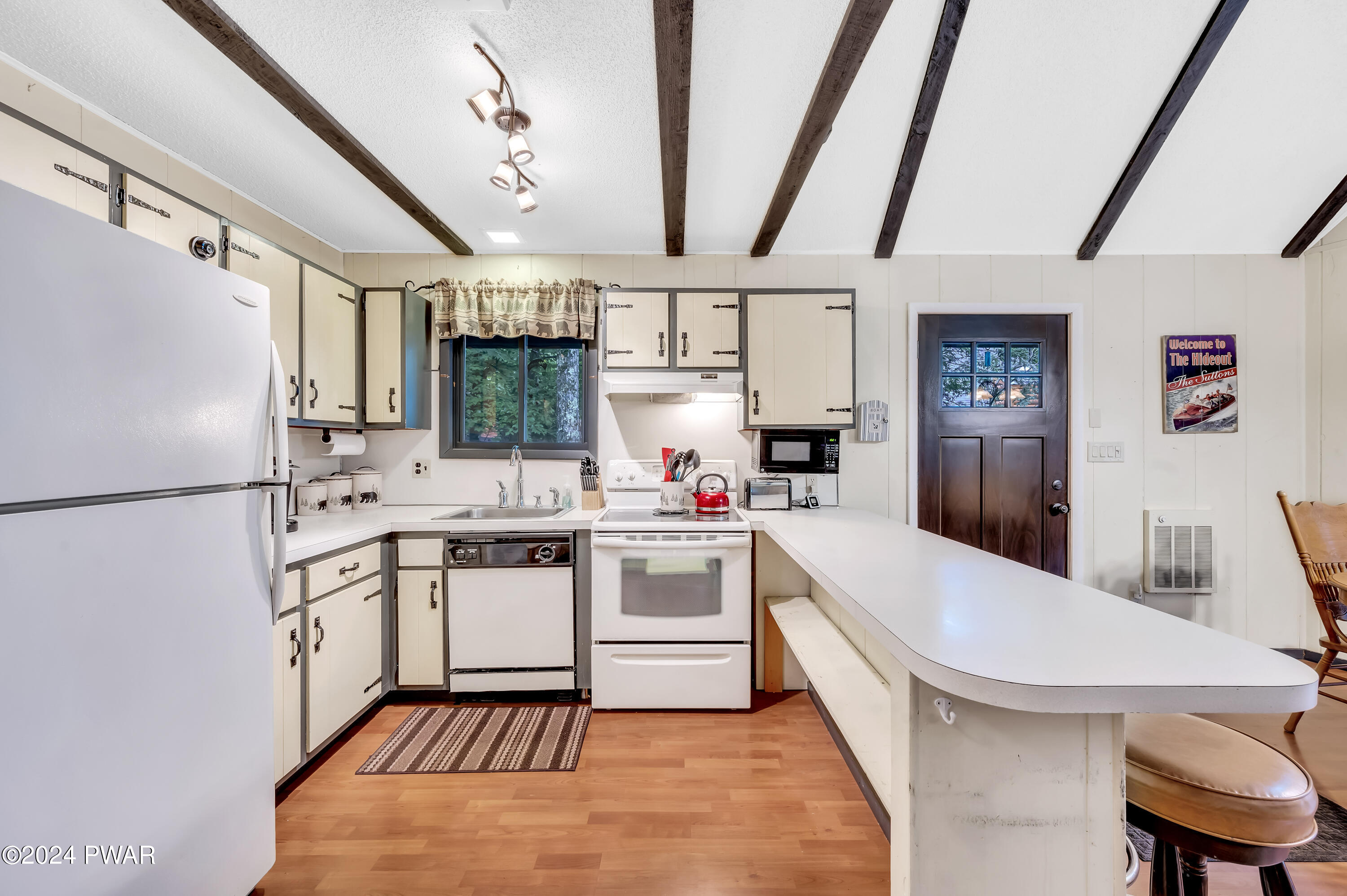 85 Deerfield Road Lake Ariel, PA 18436 - Photo 25 of 60 Kitchen