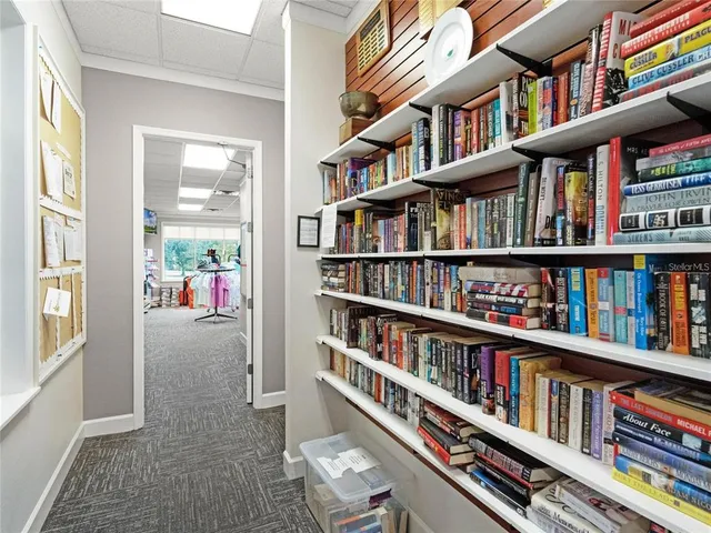 $239,500 | 466 Muirfield Court, Winter Haven, FL 33884