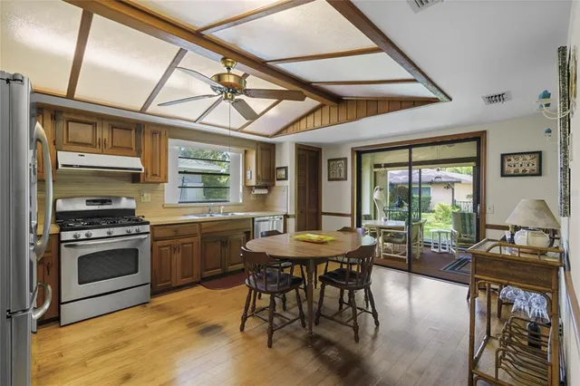 $239,500 | 466 Muirfield Court, Winter Haven, FL 33884