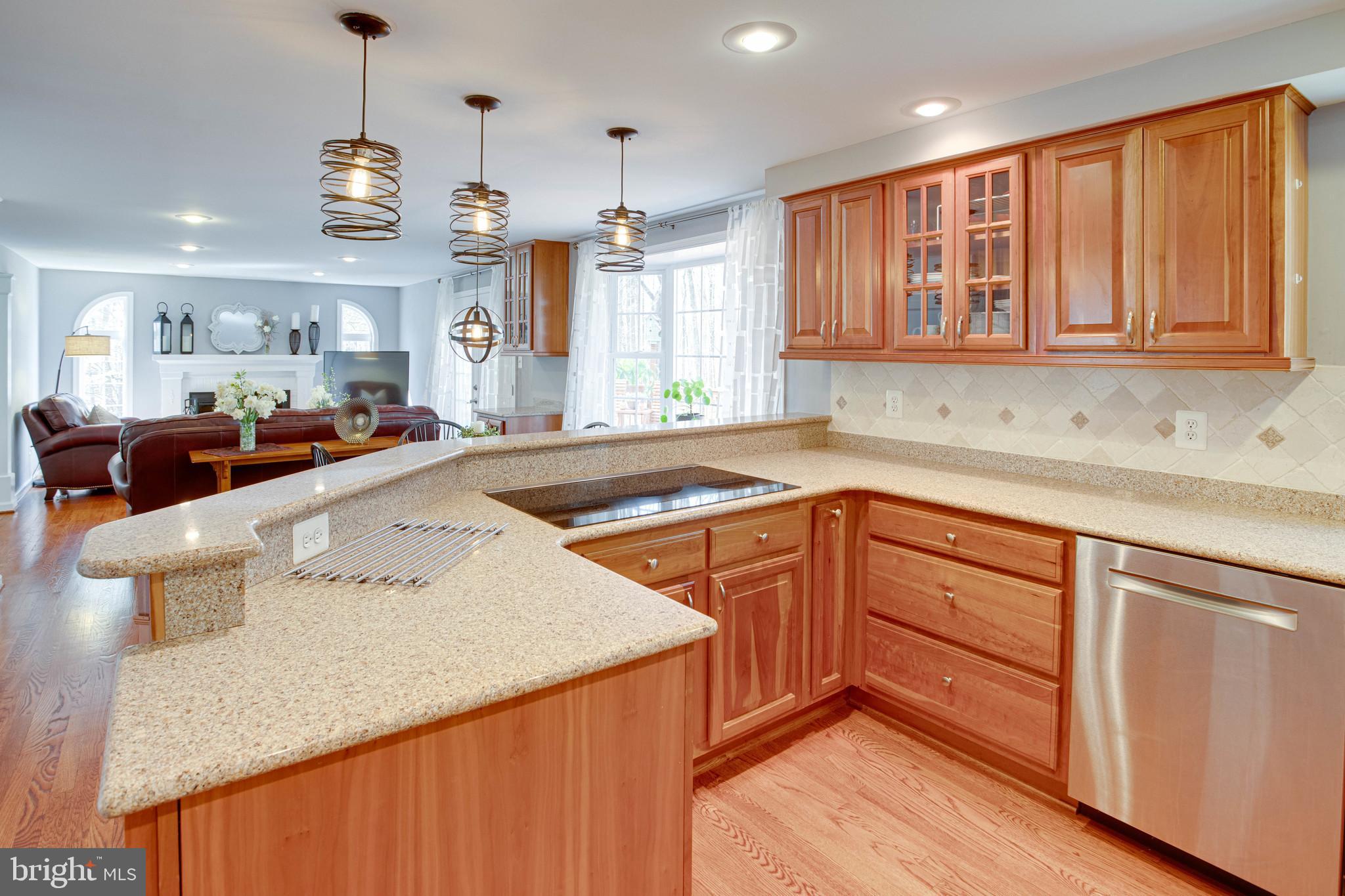 11946 Appling Valley Road Fairfax, VA 22030 - Photo 19 of 58 Lots of counter space in your kitchen