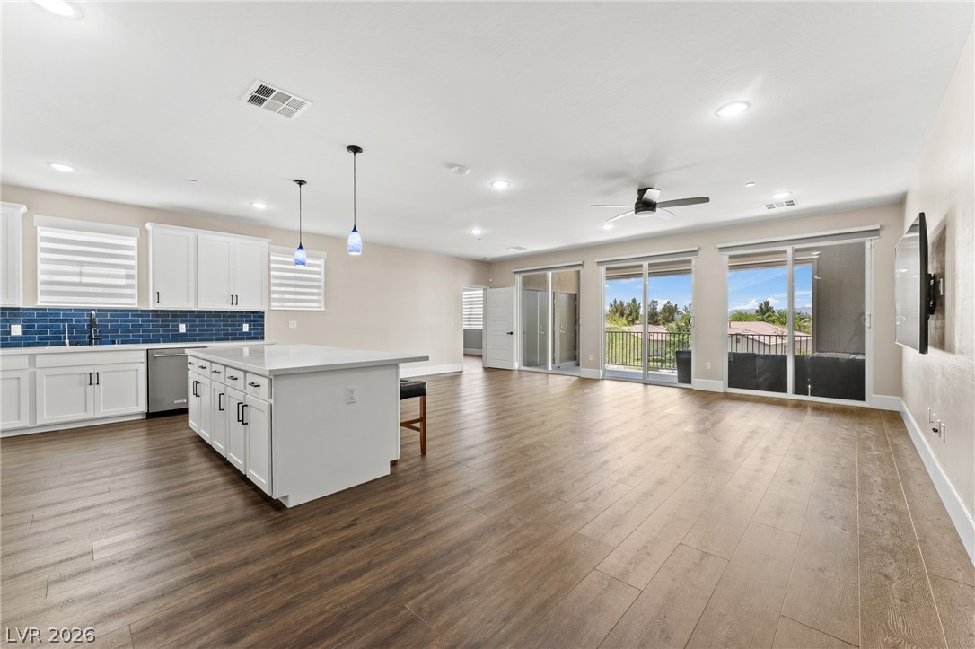 2555 Hampton Road, Unit 11210 Henderson, NV 89052 - Photo 7 of 48