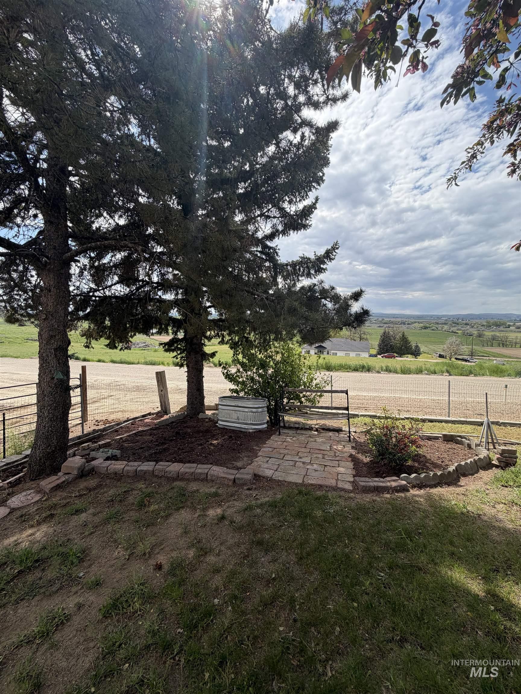 12184 Hill Road Payette, ID 83661 - Photo 34 of 35 Established trees providing natural shade