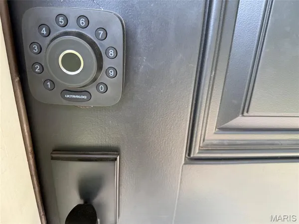 $2,000 | 1662 Herault Place, St. Louis, MO 63125