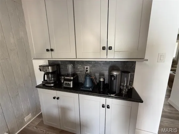 $2,000 | 1662 Herault Place, St. Louis, MO 63125