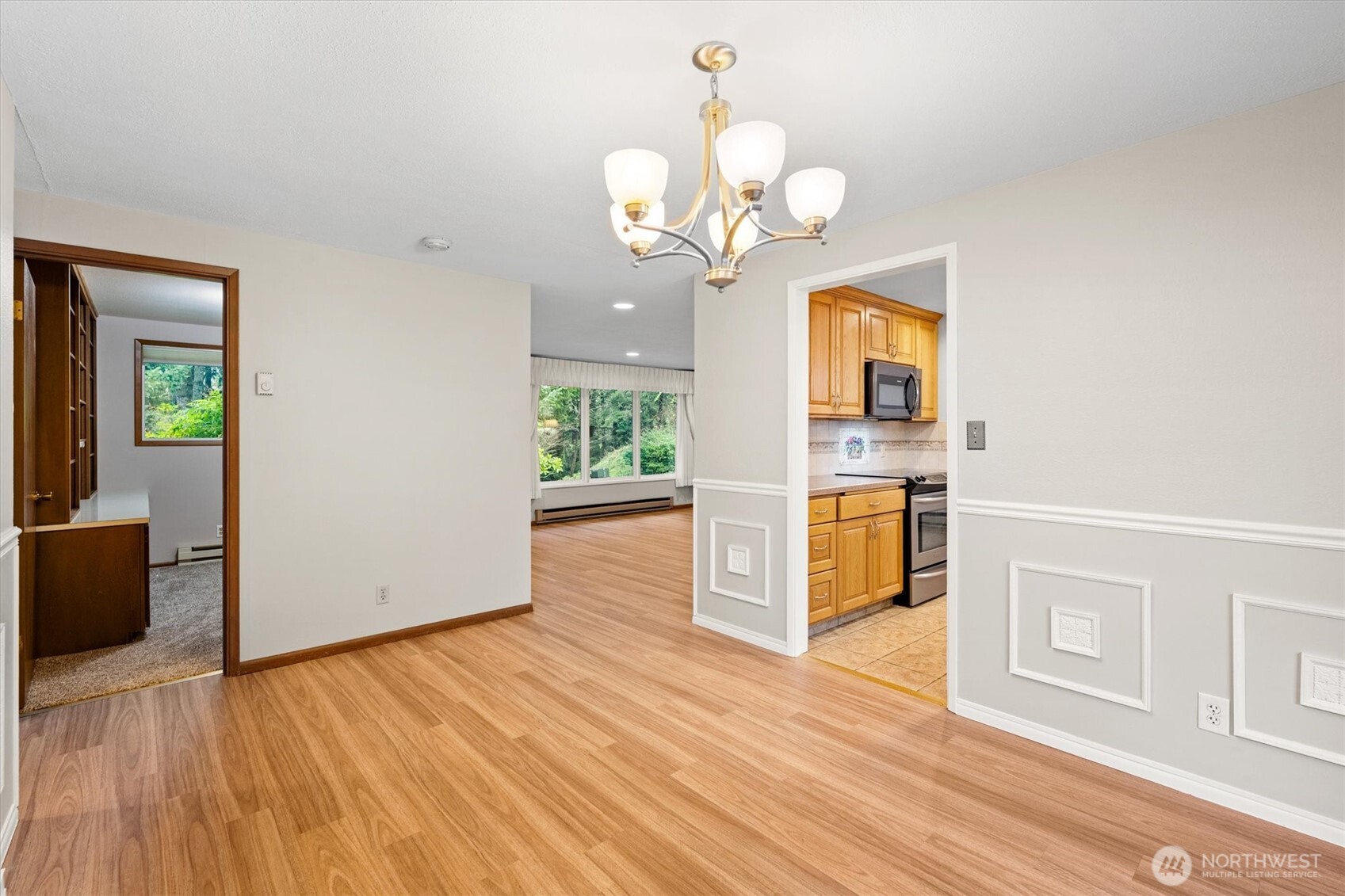 415 Bodine Road Kelso, WA 98626 - Photo 10 of 37 Gallery Image 10