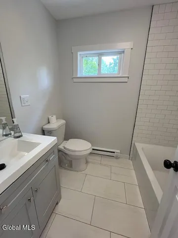 $284,900 | 190 Diamond Hill Road, New Scotland, NY 12054