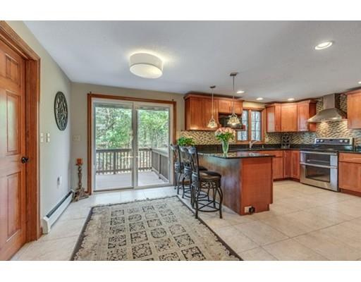 24 Bluejay Road Lynnfield, MA 01940 - Photo 5 of 30 Gallery Image 5