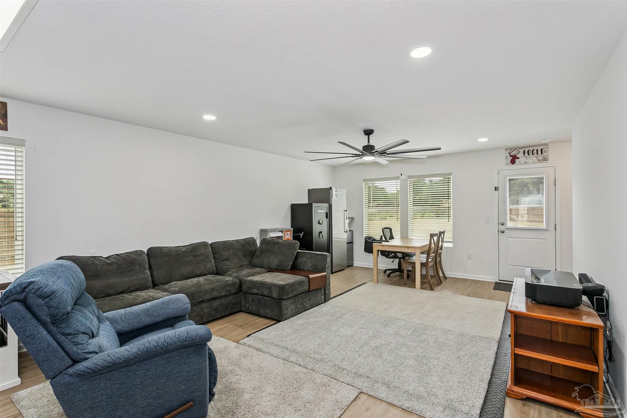 4701 Pearl Ridge Road Pace, FL 32571 - Photo 6 of 29