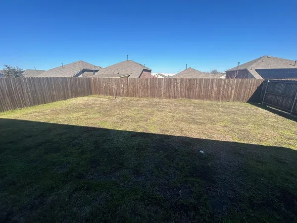 $1,695 | 758 Mulberry Drive, Princeton, TX 75407