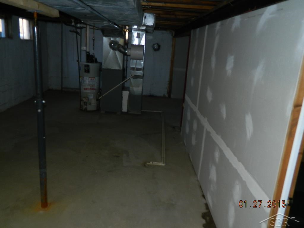 1122 Orth Road Saginaw, MI 48601 - Photo 12 of 12 31228765-11.JPG
