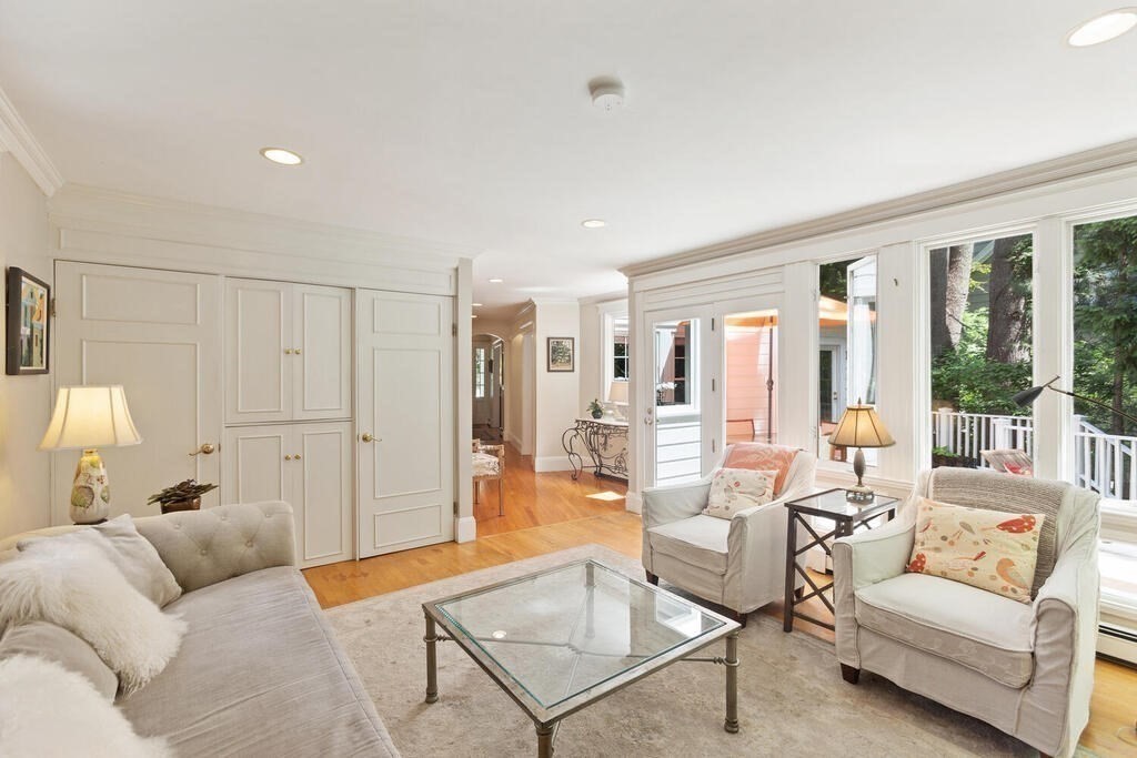 47 Tarleton Road Newton, MA 02459 - Photo 17 of 38