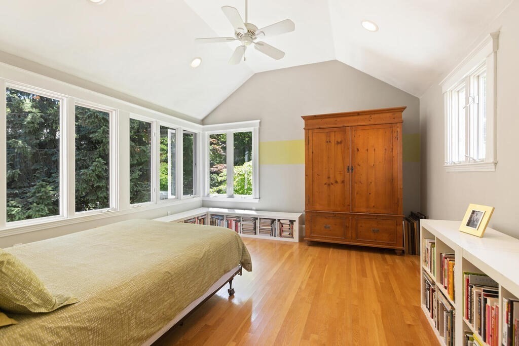 47 Tarleton Road Newton, MA 02459 - Photo 28 of 38